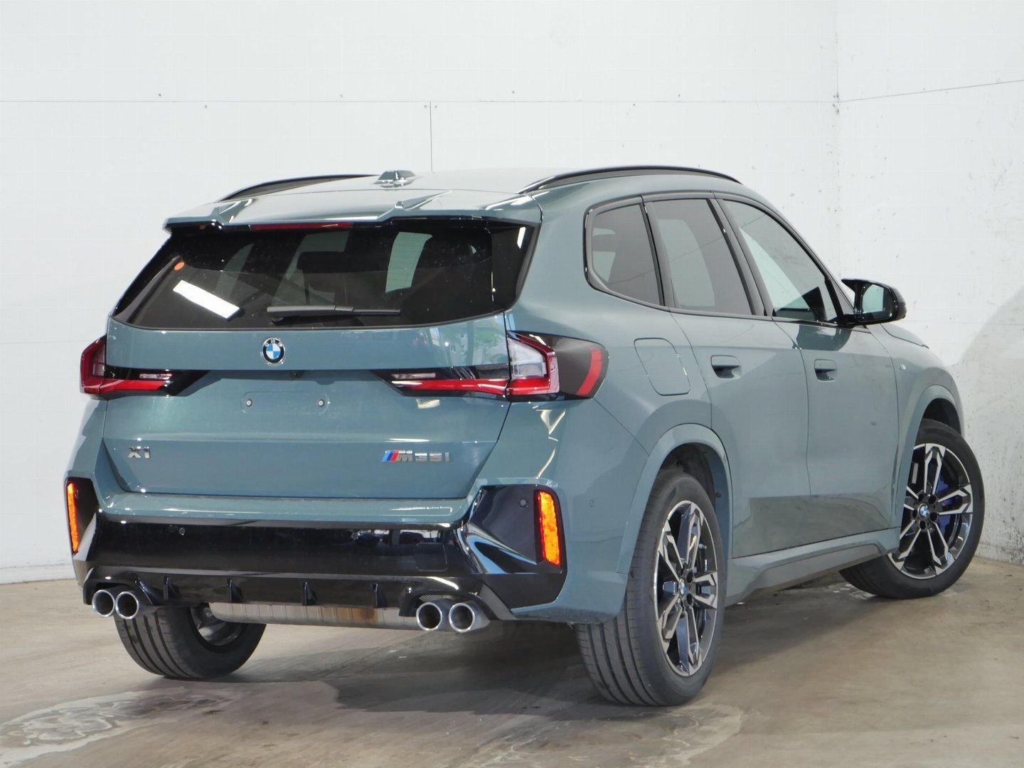 Fahrzeugeinzelansicht 8 Fahrzeugabbildung BMW X1 M35i xDrive |Aktivsitz |Head-Up |19 M LMR