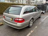 Mercedes-Benz E 280 4MATIC T AVANTGARDE Avantgarde - Mercedes-Benz E 280 mit Benzin-Antrieb: Kombi