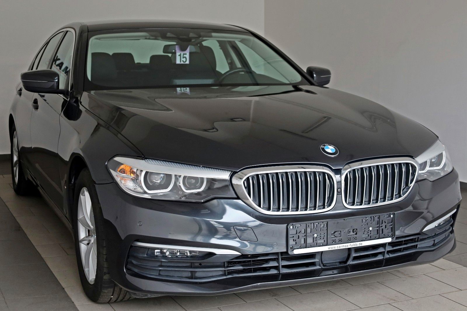 Fahrzeugabbildung BMW 530 e Lim.,Leder,Navi,LED,360Kamera,SH,ACC