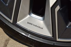 BMW M760 – 8 / 24
