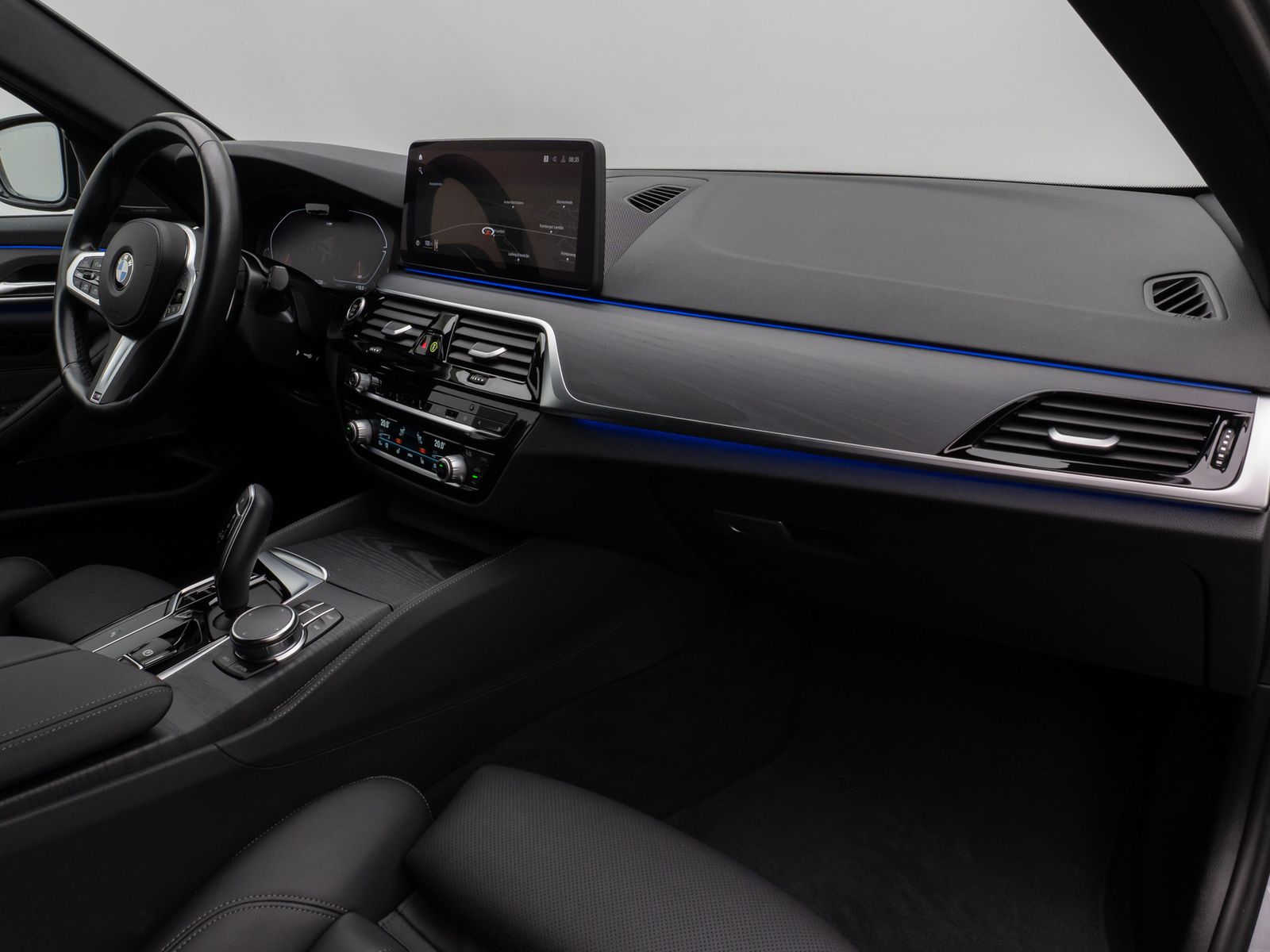 Fahrzeugabbildung BMW 540d xD M Sport Kamera Laser HUD DAB H/K Komfort