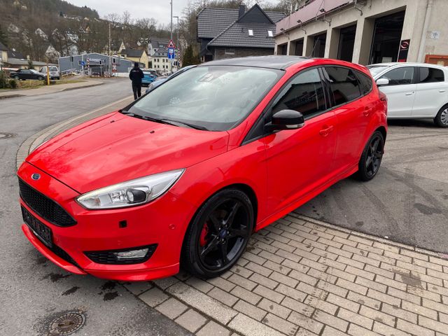 Ford Focus Lim. Sport  1.Hand,Klimaau.,R,Kam.,SHZ,PDC