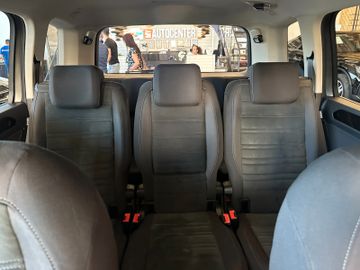 MYAUTOCENTER – Gebraucht- und Jahreswagen mit Werkstattservice in Pfaffenhofen Volkswagen Touran *7.SITZER*STANDHZ*MASSAGE*AHK*KEYLESS*