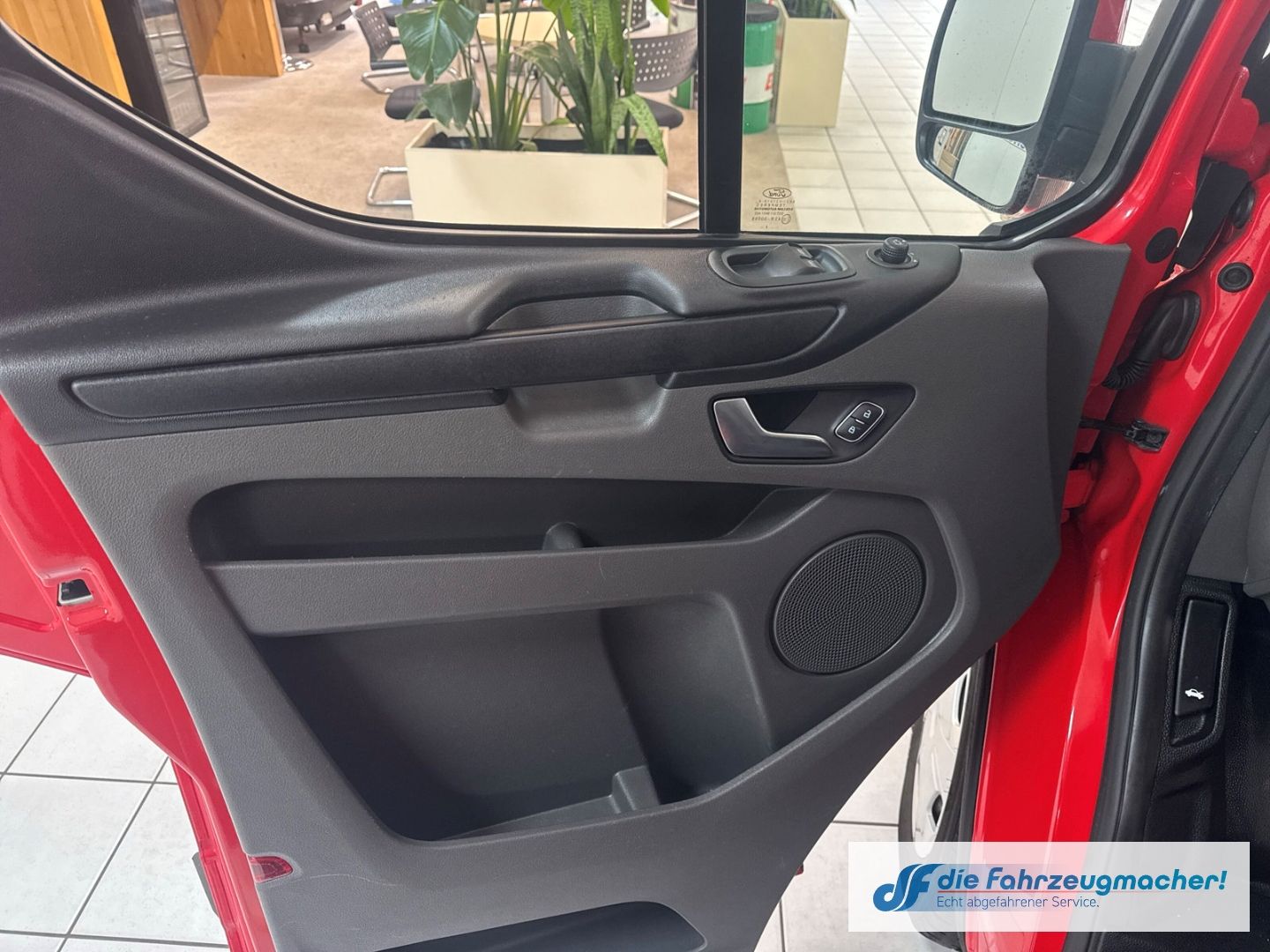 Fahrzeugabbildung Ford Transit Custom Tourneo i 320 L1 Trend *6148*KLIM