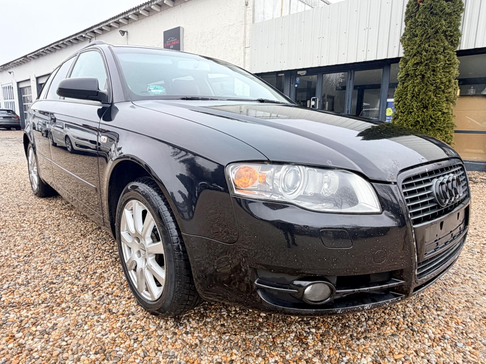 Audi A4 Avant 3.0 TDI quattro AUTOMATIK*LEDER*NAVI*