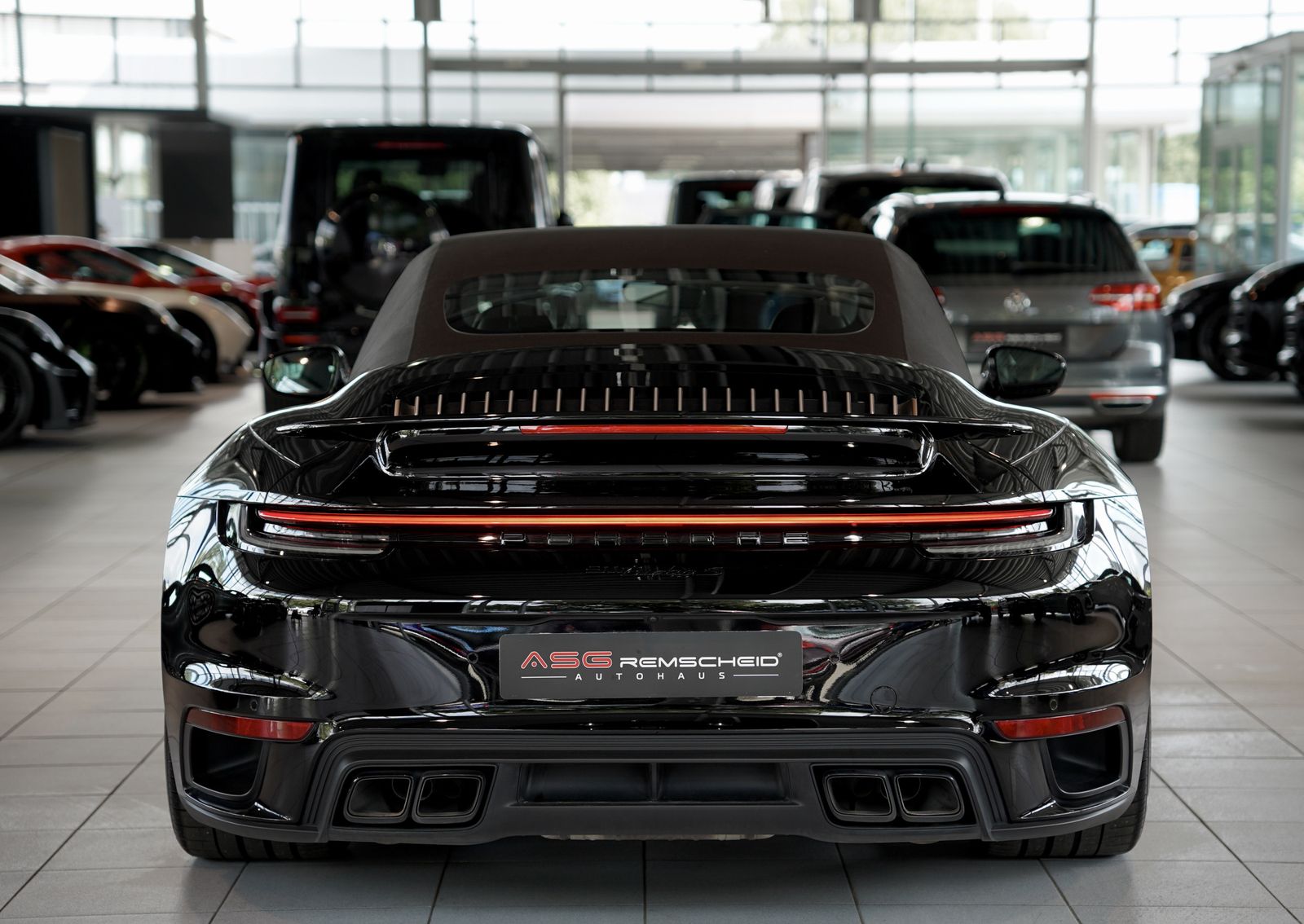 Porsche 992