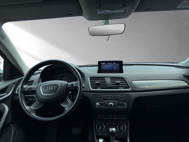 Audi Q3 2.0 TDI quattro s tronic design *LED*NAVI*SHZ
