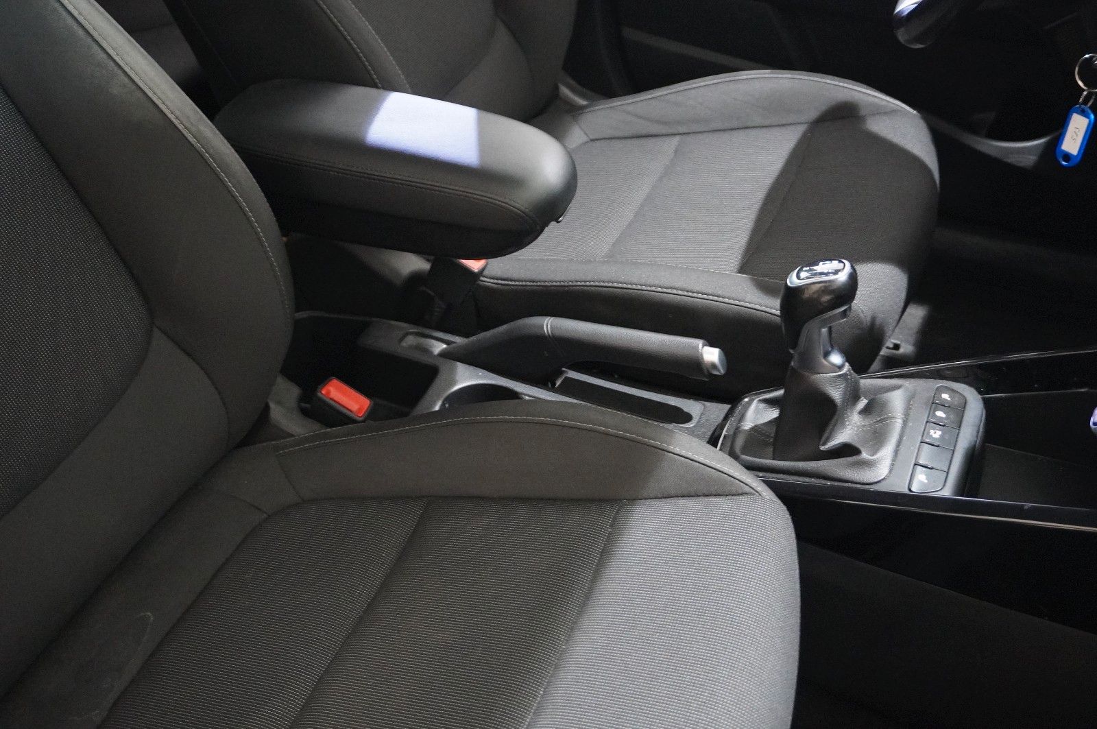 Fahrzeugabbildung Kia Rio 1.0 T-GDI SPIRIT 5-TÜR NAVI/LED/KAMERA/DAB+