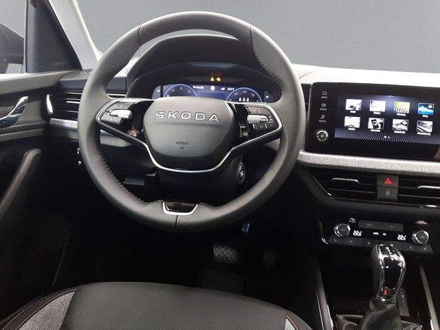 Fahrzeugabbildung Skoda Kamiq Selection 1.5TSI DSG Matrix LED AHK Kamera