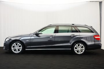 Mercedes E 200 - 4