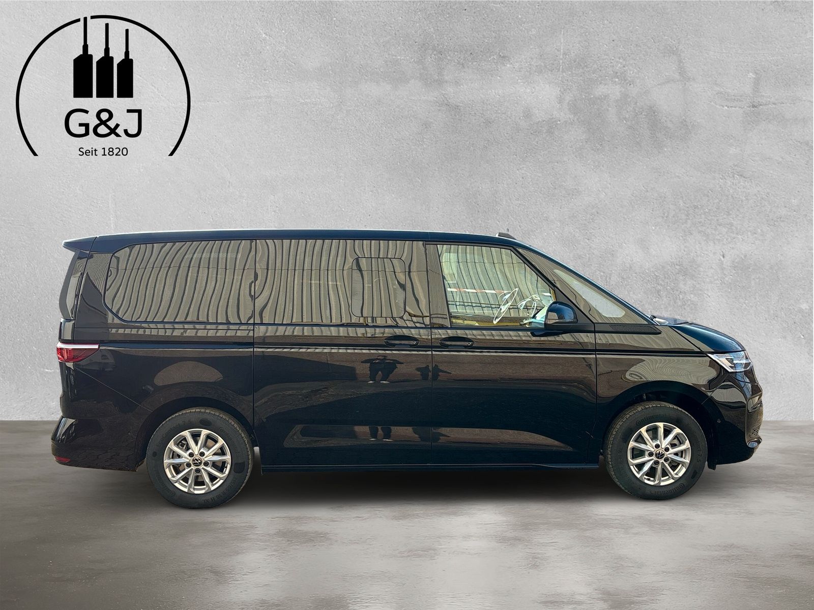 Fahrzeugabbildung Volkswagen T7 Multivan 2.0 TDI DSG Standheizung AHK