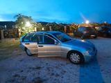Mercedes-Benz Mercedes c-kl CDI - gebrauchte Mercedes-Benz Vito aus dem Jahr 2001