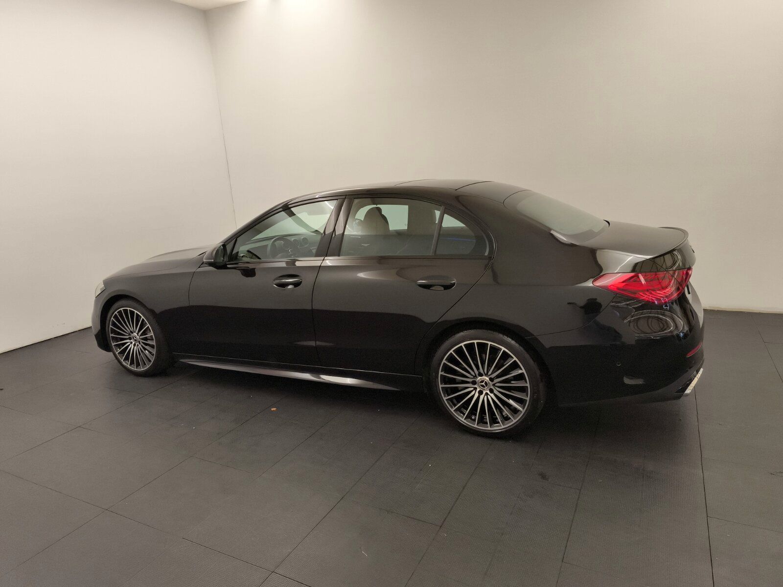 Mercedes-Benz C 200d AMG Advanced Pano Night 360° Burmester3D foto 8