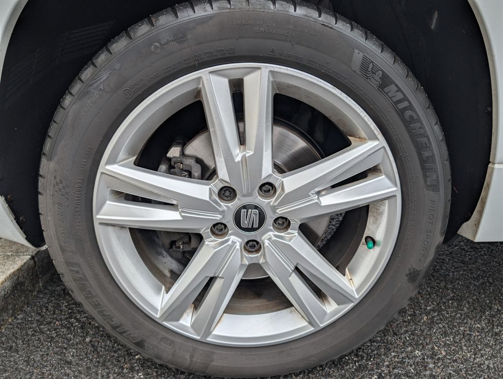 SEAT Ateca FR 4Drive 2,0TSI 190PS DSG LED Pano 1.Hand SEAT Ateca FR 4Drive 2,0TSI 190PS DSG LED Pano 1.Hand