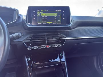 Peugeot 2008 1.2 PureTech 130 Allure AHK+Kam.+KeyLess