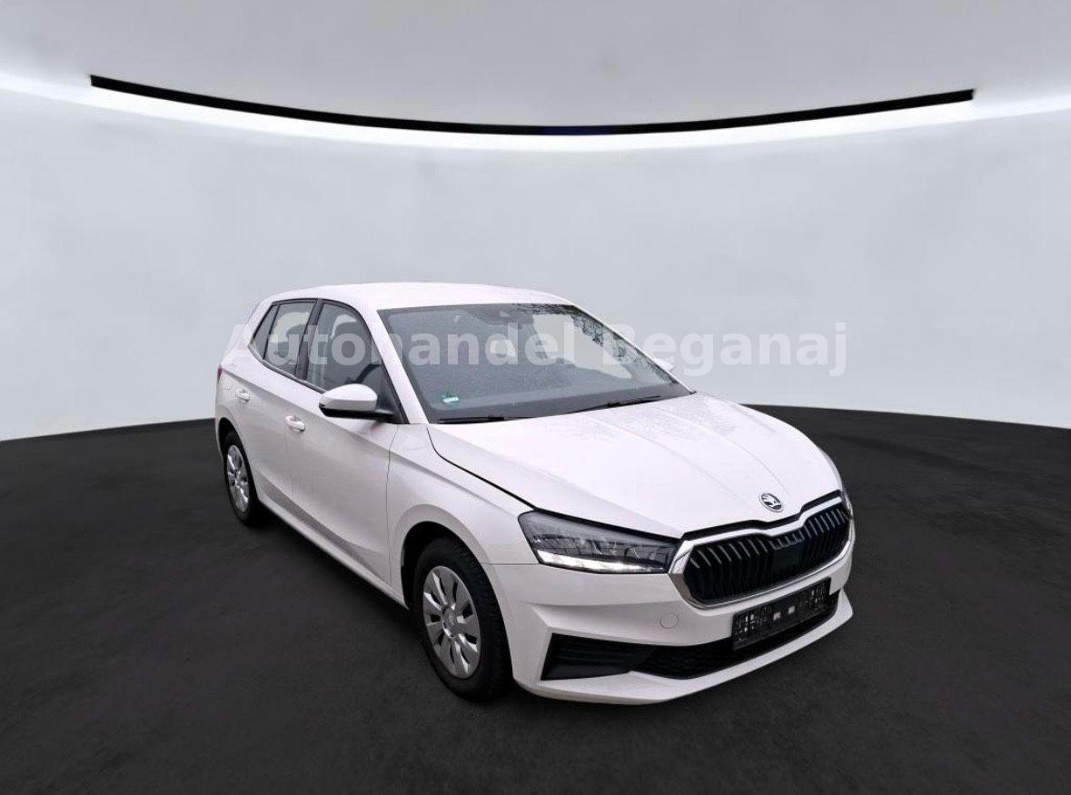 Skoda Fabia 1.0l MPI 59kW ACTIVE 1HAND/KLIMA/AHK