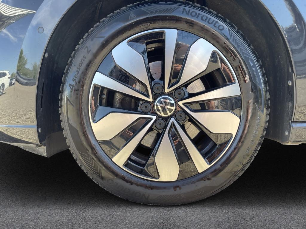 Volkswagen Golf VIII 1.5 TSI Move ACC PDC SHZ LHZ KeyLess, миниатюра 11