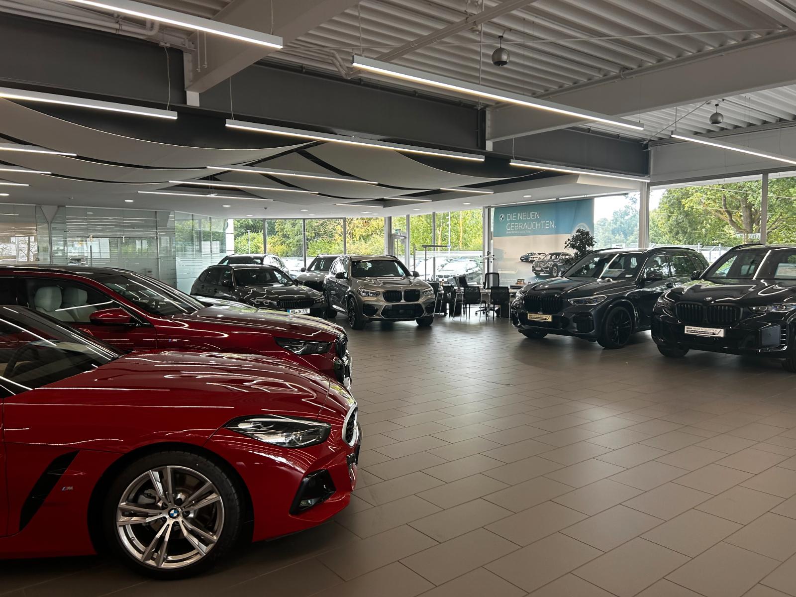 showroom-image-main
