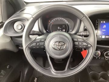 Toyota Aygo (X) - 11