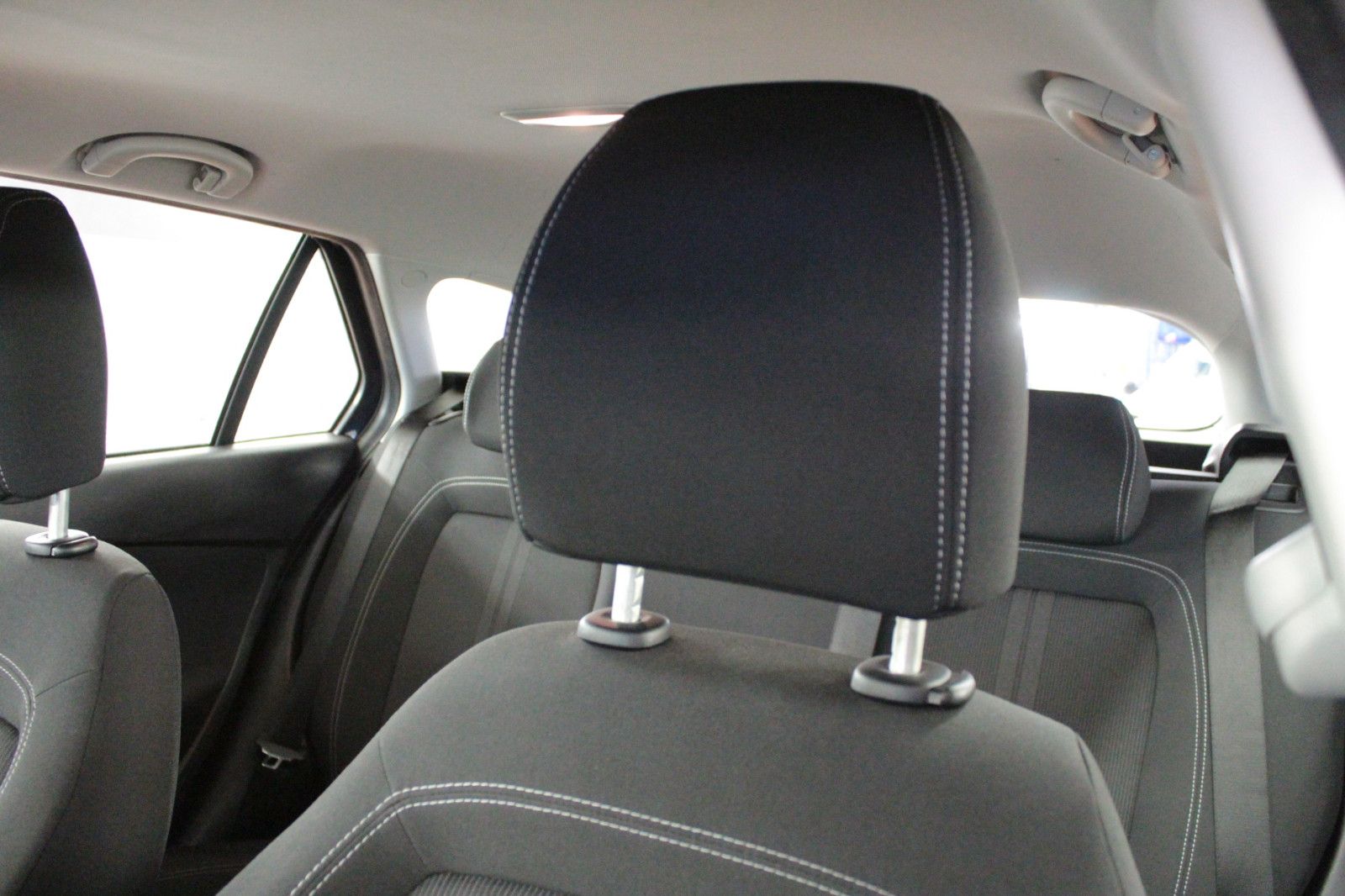 Fahrzeugabbildung Fiat Tipo 1,4 16V Kombi POP *Winterräder*Bluetooth*
