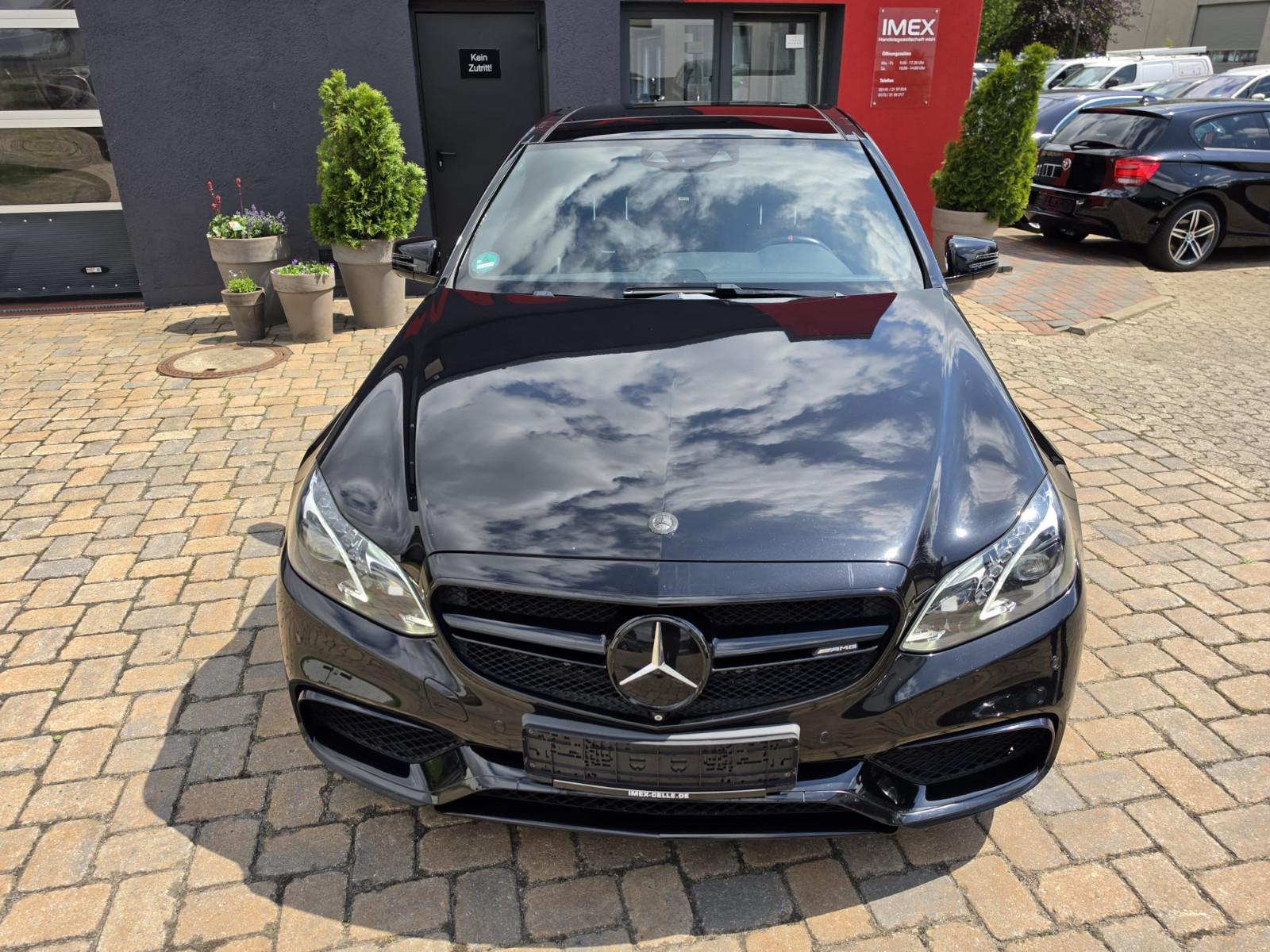 Mercedes-Benz E 63 AMG 4Matic 5.5 410 KW  Performence!!!