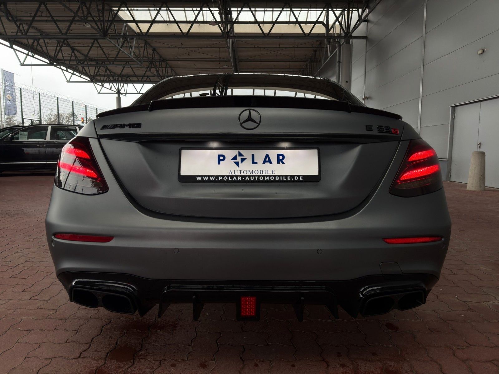 Fahrzeugabbildung Mercedes-Benz E63s AMG 4Matic+ Pano/Magno/SportAGA/Widescreen