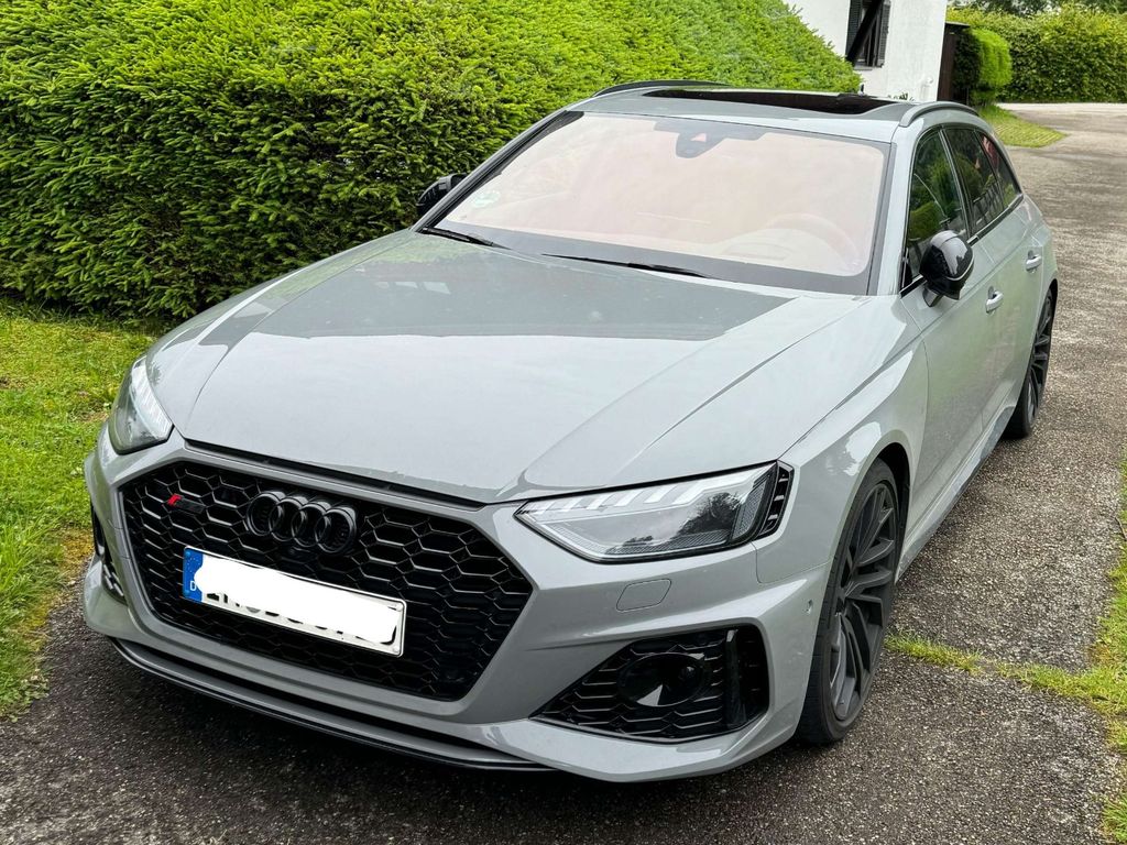 Image of Audi RS4