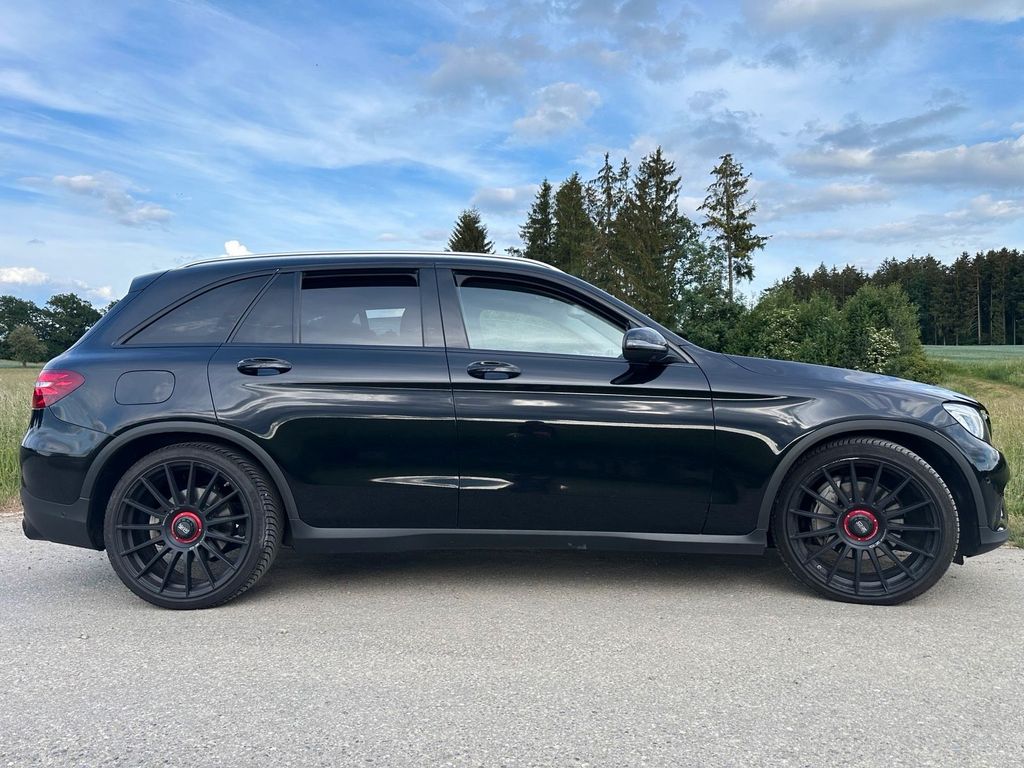 Image of Mercedes-Benz GLC 250