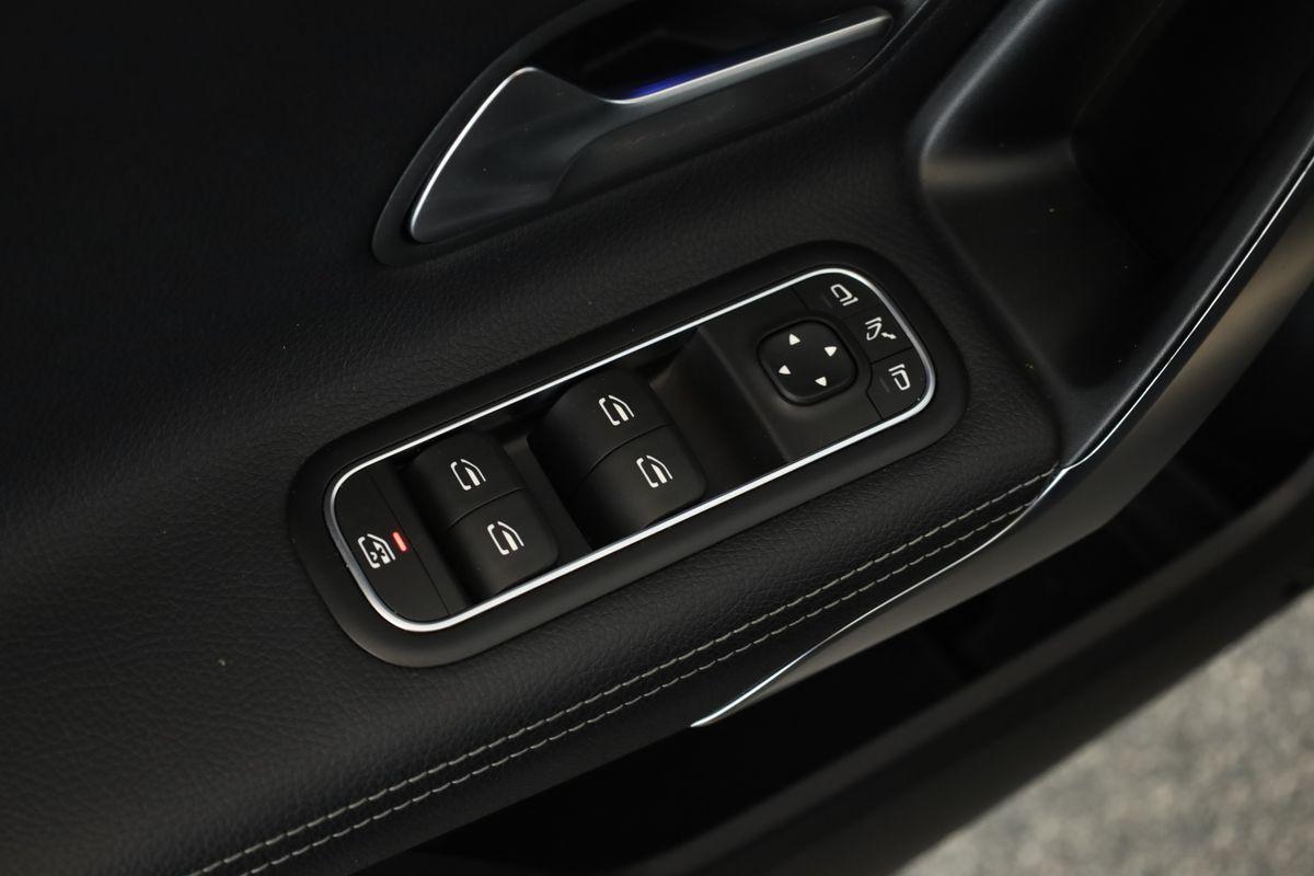 Mercedes-Benz A-Class 4M Progressive+ Night Matrix Nav KeyGo Kam, миниатюра 16