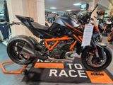 KTM 1290 Super Duke R - 30 Jahre Edition - KTM 3 DUKE