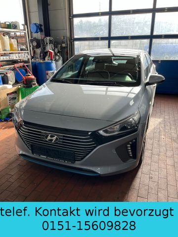 Hyundai IONIQ Ioniq Style Hybrid