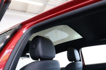 Mercedes-Benz A 180 MBUX+LANE+KAM+NAVI+PANO+ALU