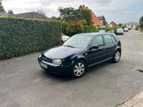 Volkswagen GOLF IV 1.6 - Volkswagen Golf aus 2001: Iv