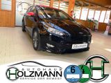 Ford Focus Lim. 1.0l ST-Line Sport-Paket/Navi/Alu/Eu6 - Ford Focus mit Benzin-Antrieb: Limousine, 1.6