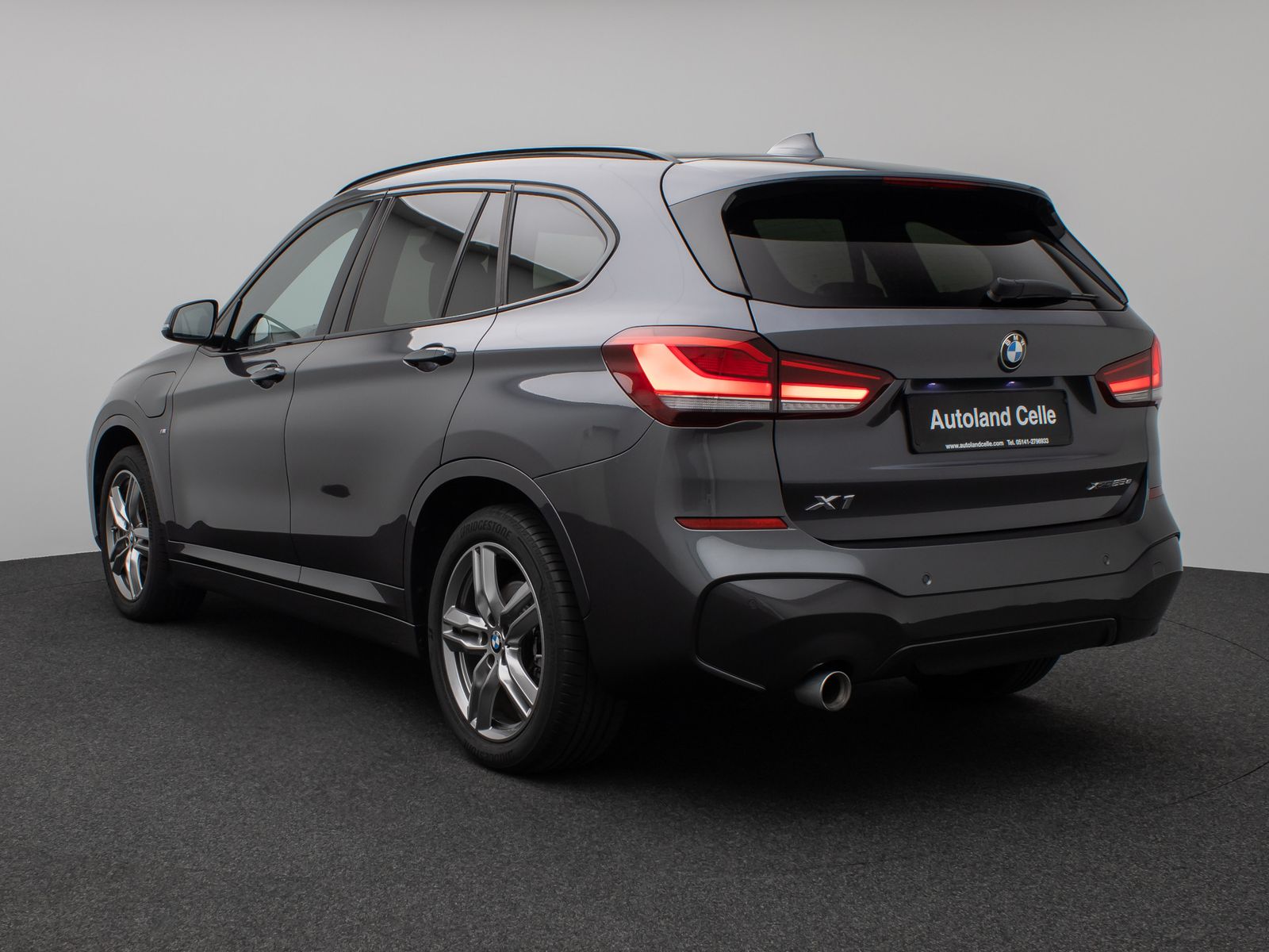 Fahrzeugabbildung BMW X1 xD25e M Sport Panorama DAB Navi LED 18Zoll