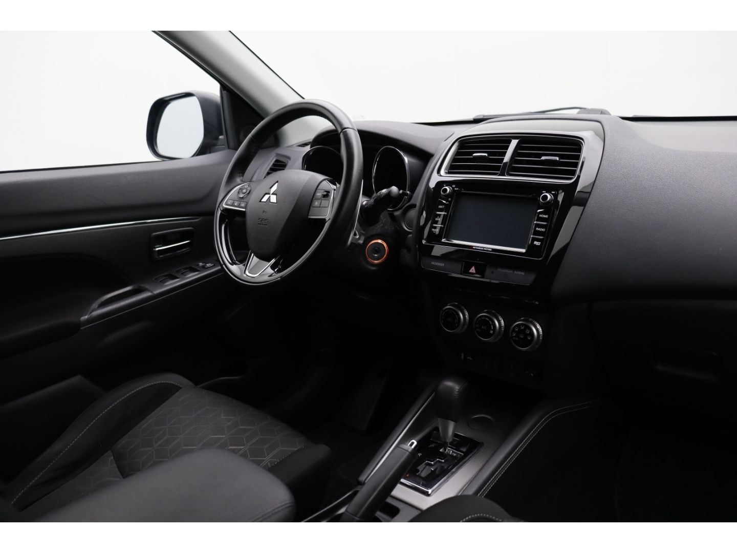 Fahrzeugabbildung Mitsubishi ASX 2.0 Intro Edition 2WD SHZ Klimaautomatik