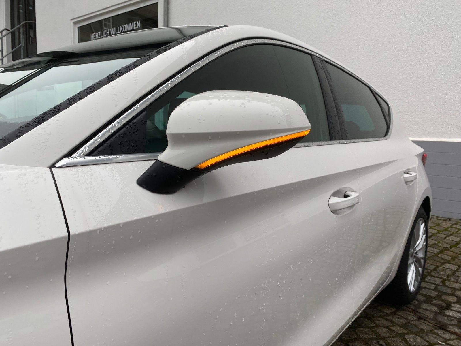 Fahrzeugabbildung SEAT Leon Xcellence 1,5 TSI *LED Winterpak.*FulL-Link