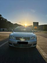 Skoda Octavia 1.6 TDI Greenline Combi Greenline - Skoda Octavia Greenline mit Diesel-Antrieb