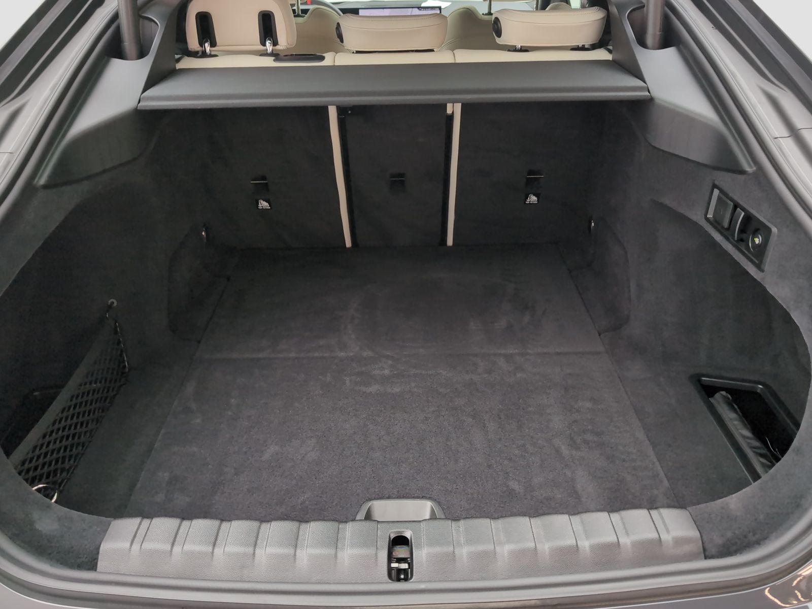 BMW i4 - Bild 16