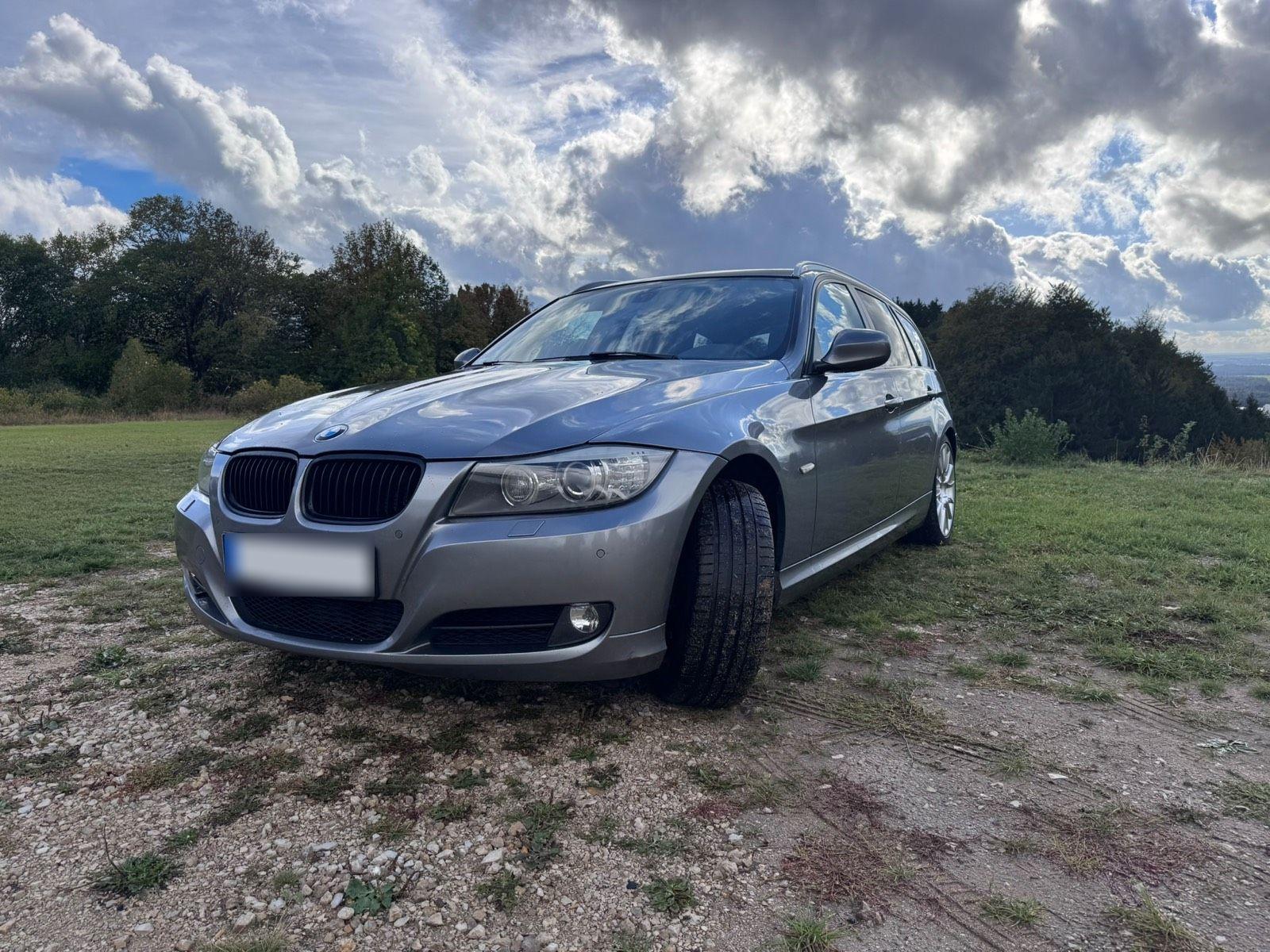 BMW 320, 2011