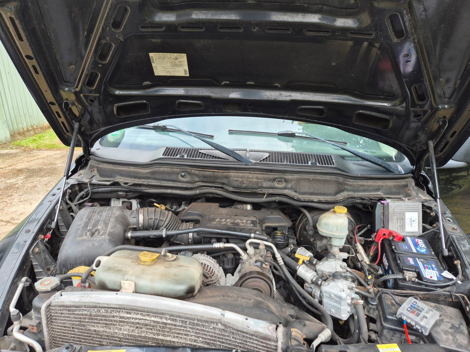 Dodge Ram 2004 — engine 340 HP (250kW)