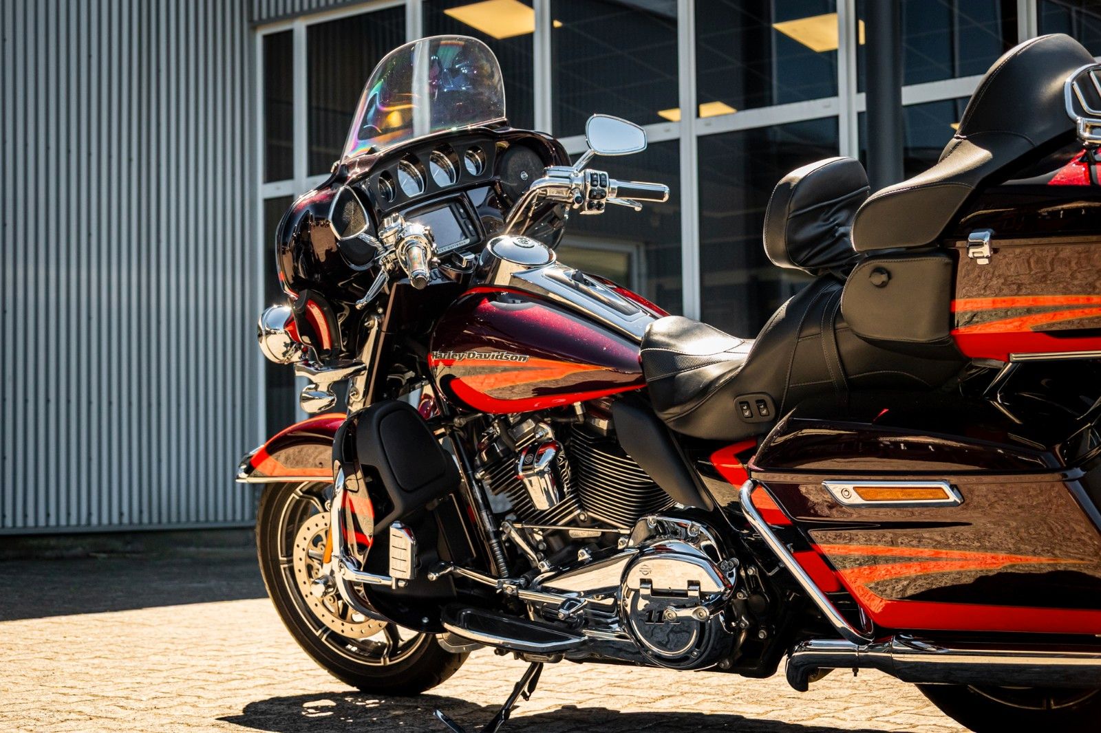Fahrzeugabbildung Harley-Davidson FLHTKSE CVO Ultra Limited 114 cui - Kesstech
