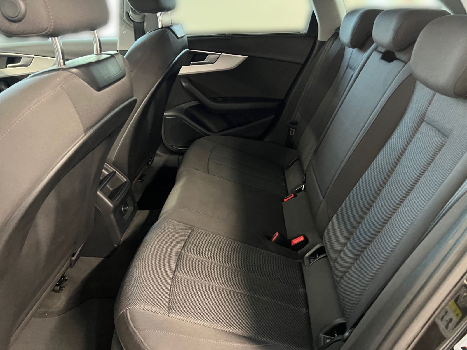Audi A4 - Bild 11