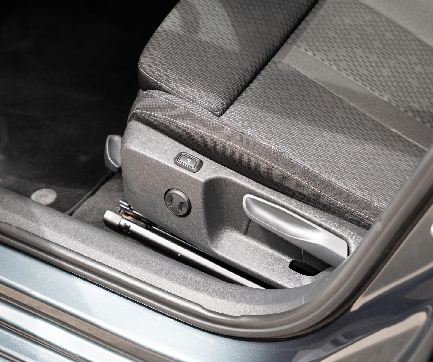 Skoda Octavia Ambition Clever DAB+ SmartLink, миниатюра 22