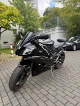 Yamaha R6 RJ 11 - YAMAHA 2005 R1