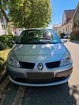 Renault Scenic - Renault Scenic mit Benzin-Antrieb: Kleinwagen