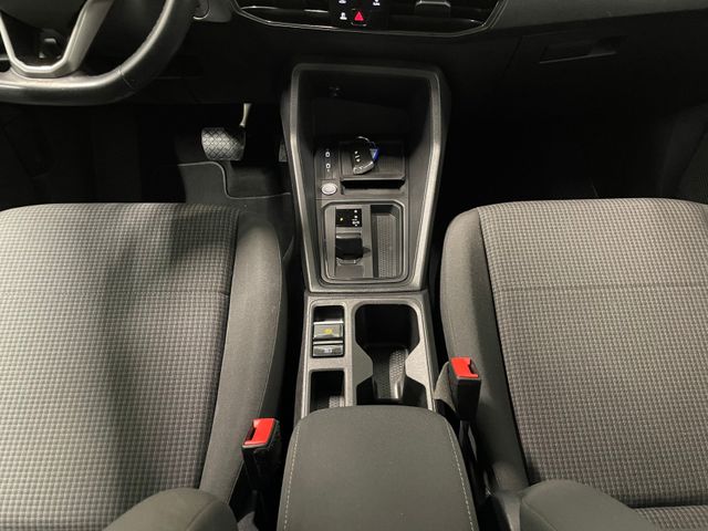 Caddy California 2.0 TDI DSG LED RFK ACC NAVI