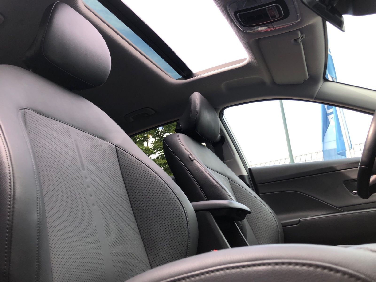 Fahrzeugabbildung Hyundai KONA 1.6 T-GDI 7-DCT Prime el.Schiebedach BOSE S