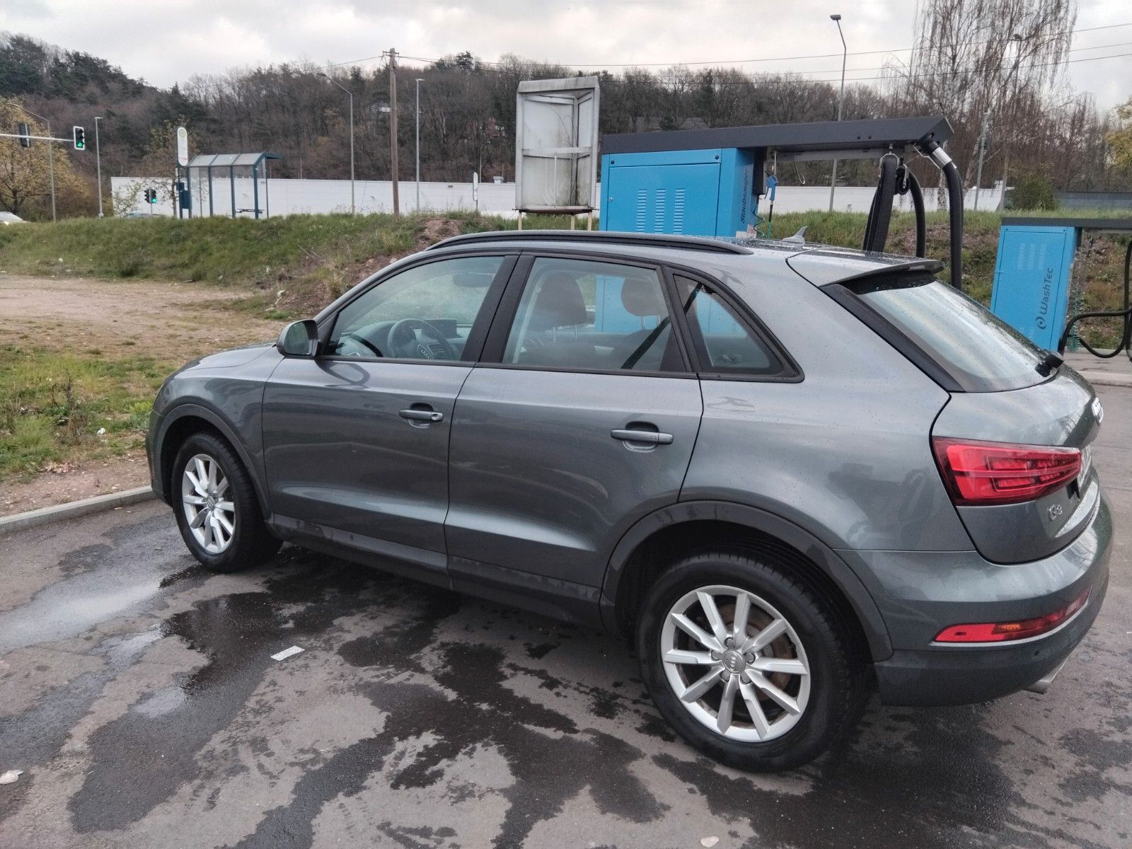 AUDI Q3 2.0 TDI - Unfallfrei 
