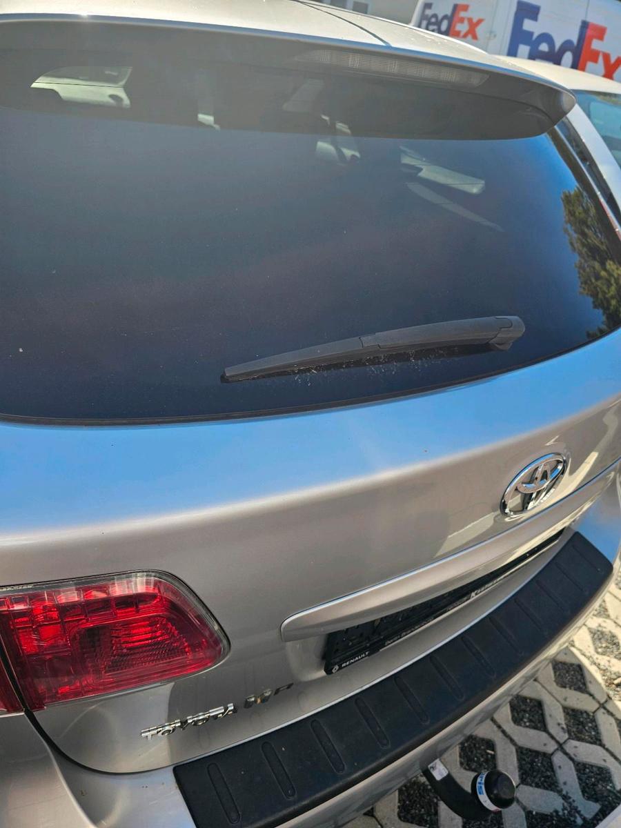 Toyota Avensis 2009 — photo 5